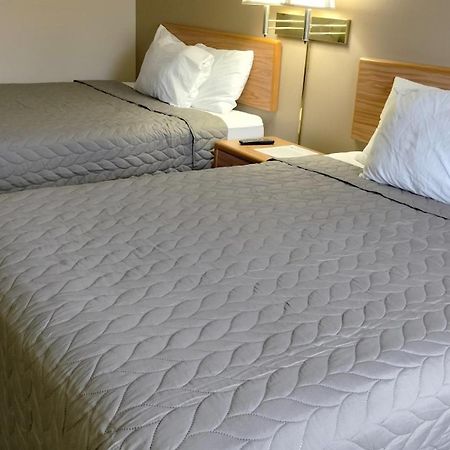 Magnuson Hotel Айронвуд Екстер'єр фото