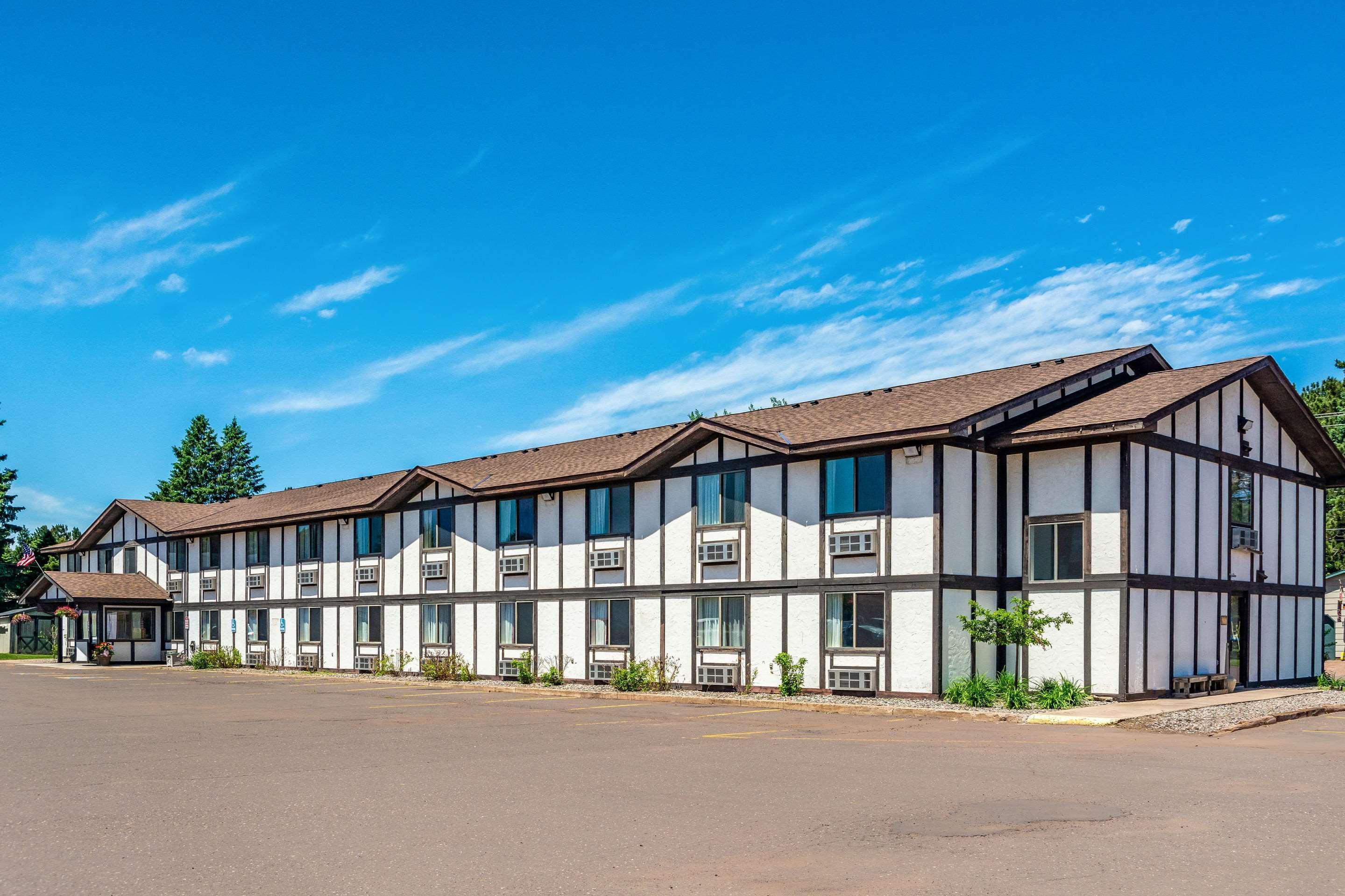 Magnuson Hotel Айронвуд Екстер'єр фото