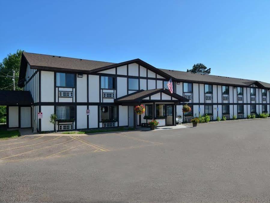 Magnuson Hotel Айронвуд Екстер'єр фото